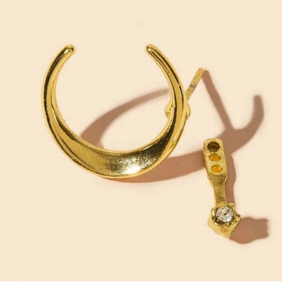 ☆Adrienne☆ Layered Earrings - Picture 3 of 3